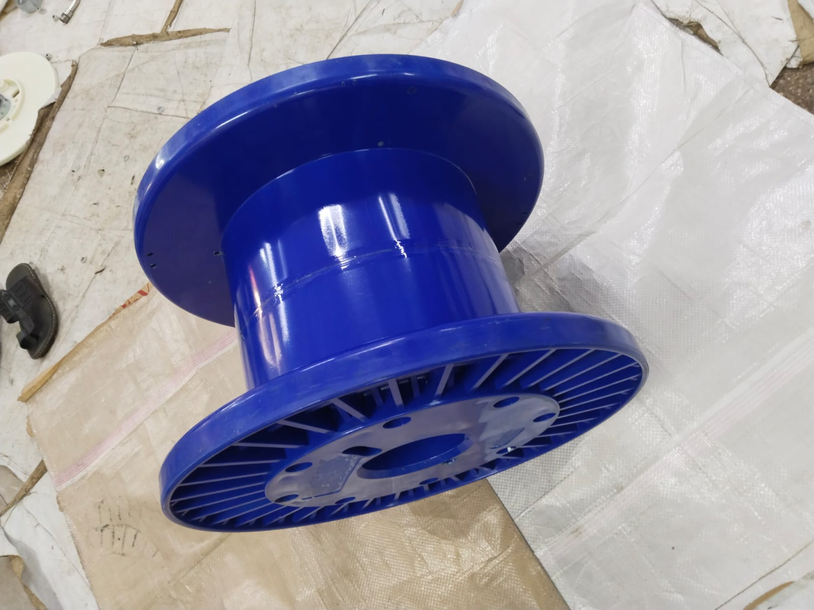 22" Super Tough Reel - 345kg — Super Tough